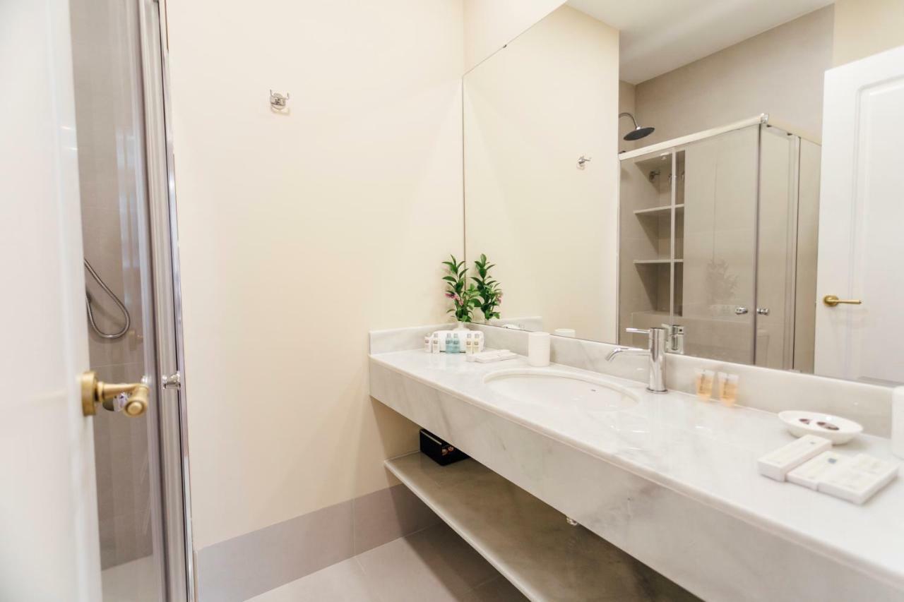 Stylish And Wide- 3Bdr 3Bth- Los Remedios إشبيلية المظهر الخارجي الصورة
